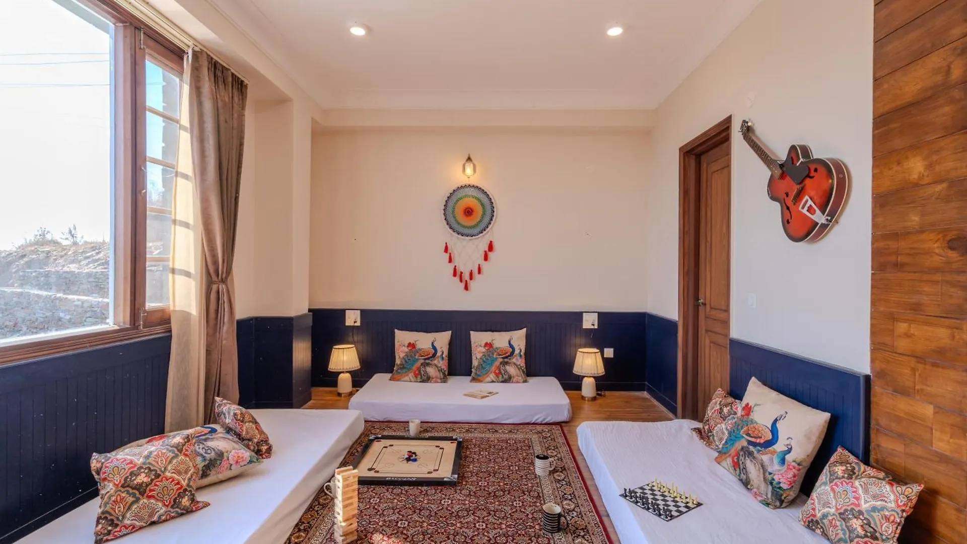 Saffronstays Alpine Blue-6 Bhk Villa With Private Deck And Valley Views From Each Room Shimla