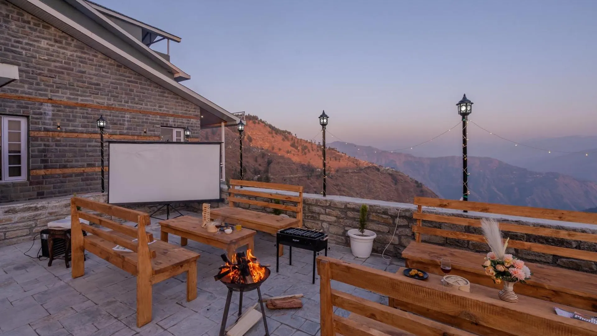 Saffronstays Alpine Blue-6 Bhk Villa With Private Deck And Valley Views From Each Room Shimla
